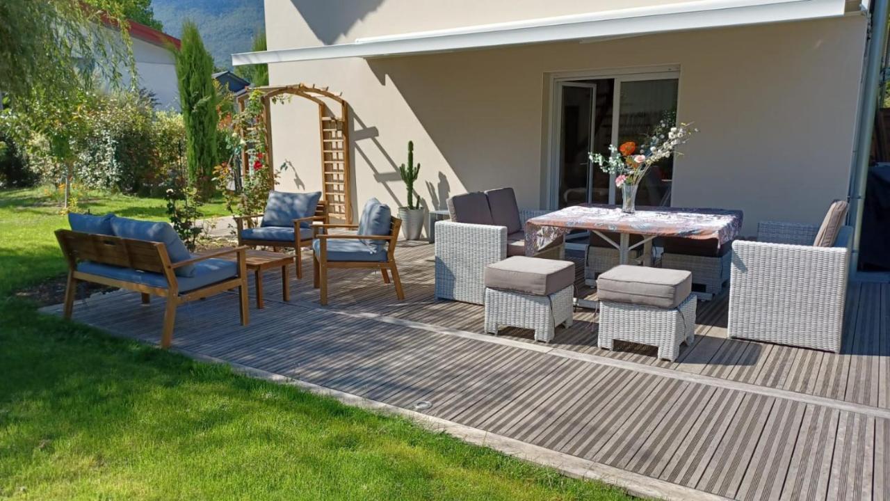 La Maison Du Port, Une Exclusivite Lla Selections By Location Lac Annecy 생조리오즈 외부 사진